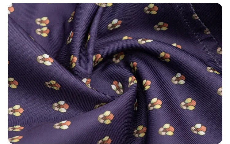 Tejido morado estampado del mono del disfraz de Holly Wheeler