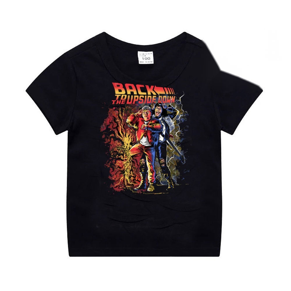 T-shirt enfant noir Stranger Things la bande de Hawkins vu de face
