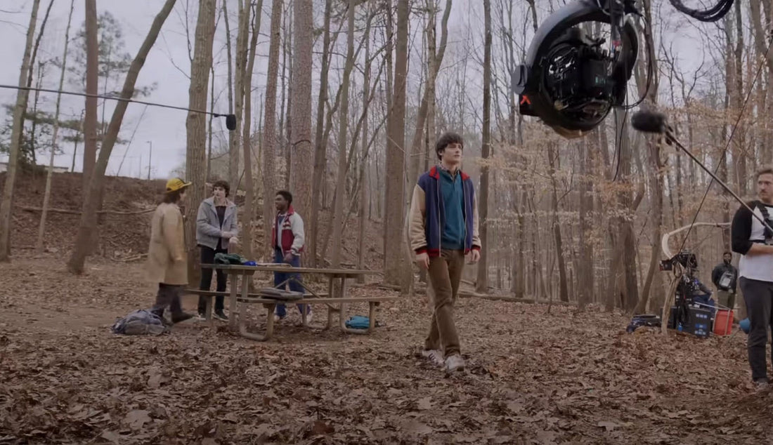 Rodaje de Stranger Things en el bosque: la grúa de cámara y el equipo que marcan el presupuesto de un episodio