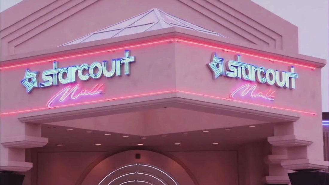 L'entrée du centre commercial Starcourt dans Stranger Things saison 3
