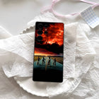 Funda Samsung mate Stranger Things bicis bajo el cielo rojo