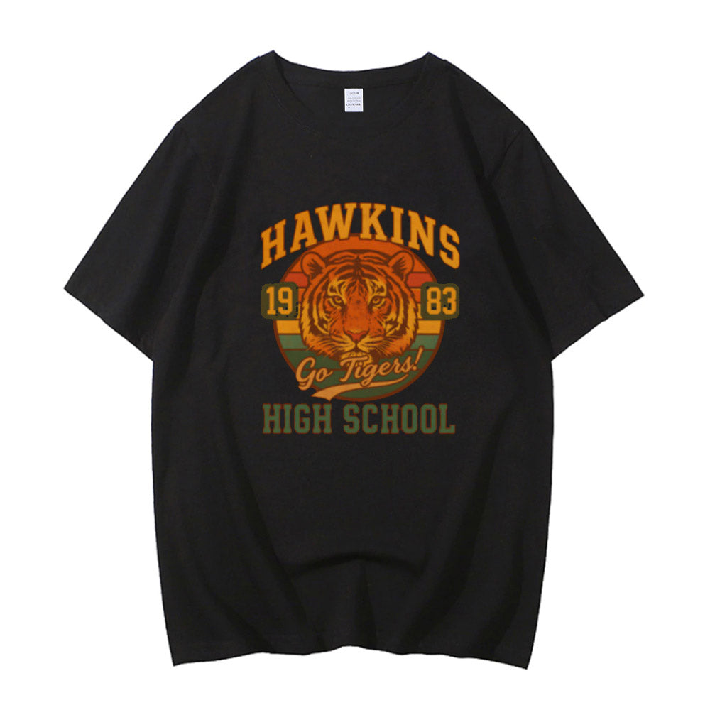 T-shirt homme Stranger Things Hawkins High School 1983 vu de face