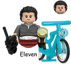 Minifigura para construir Stranger Things Once en bici