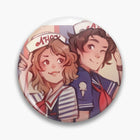 Chapa Stranger Things Scoops Ahoy Steve y Robin dibujados