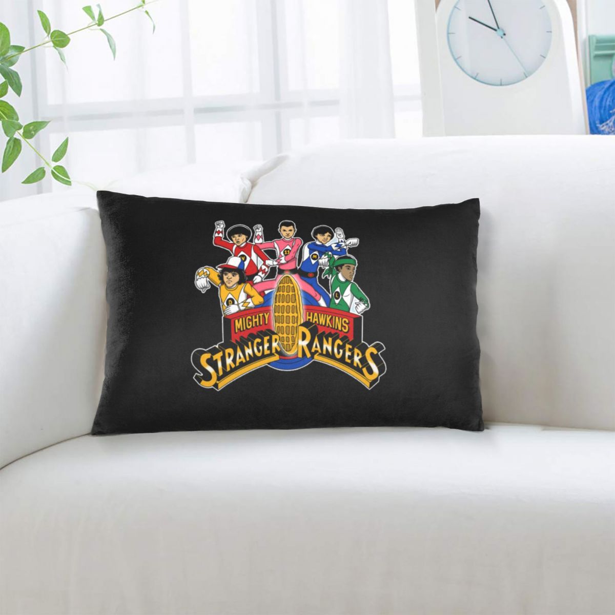 Housse de coussin rectangulaire Stranger Things Mighty Hawkins Rangers vu de face